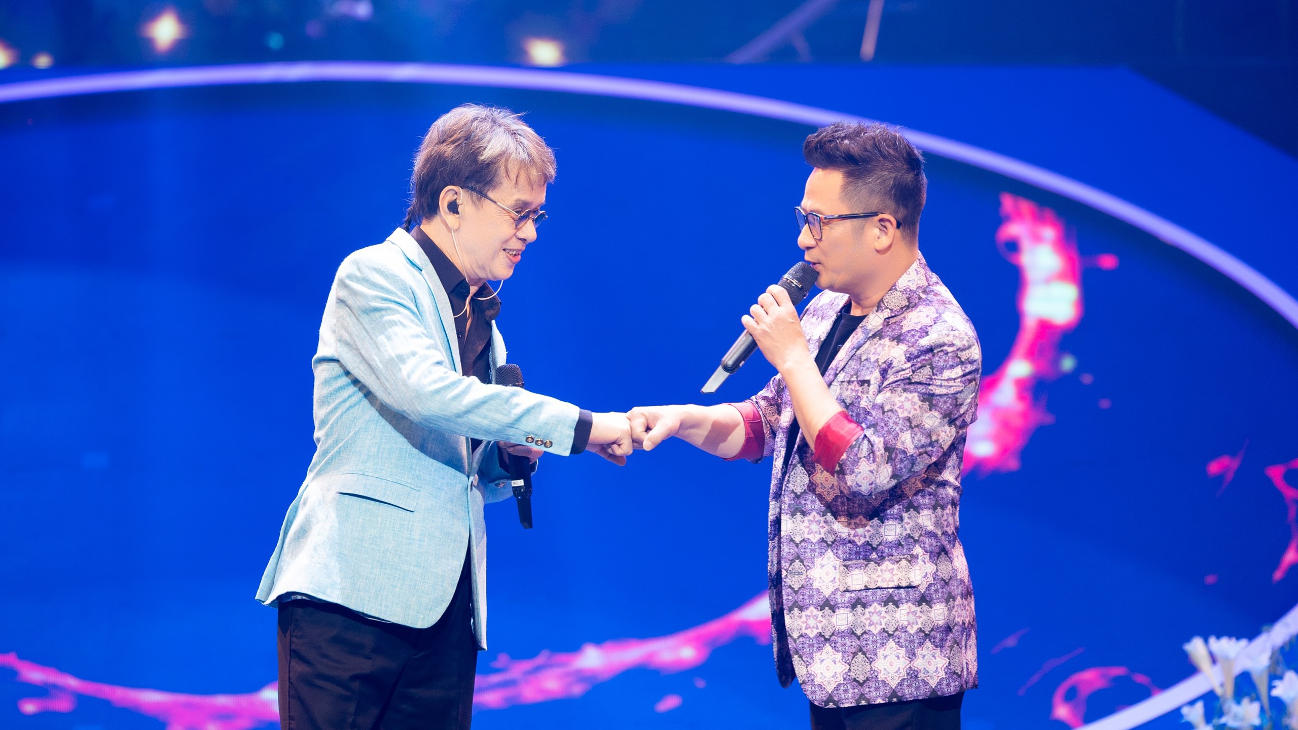 Bằng Kiều thể hiện giọng hát đẳng cấp tại concert "Những gì đến tự nhiên"