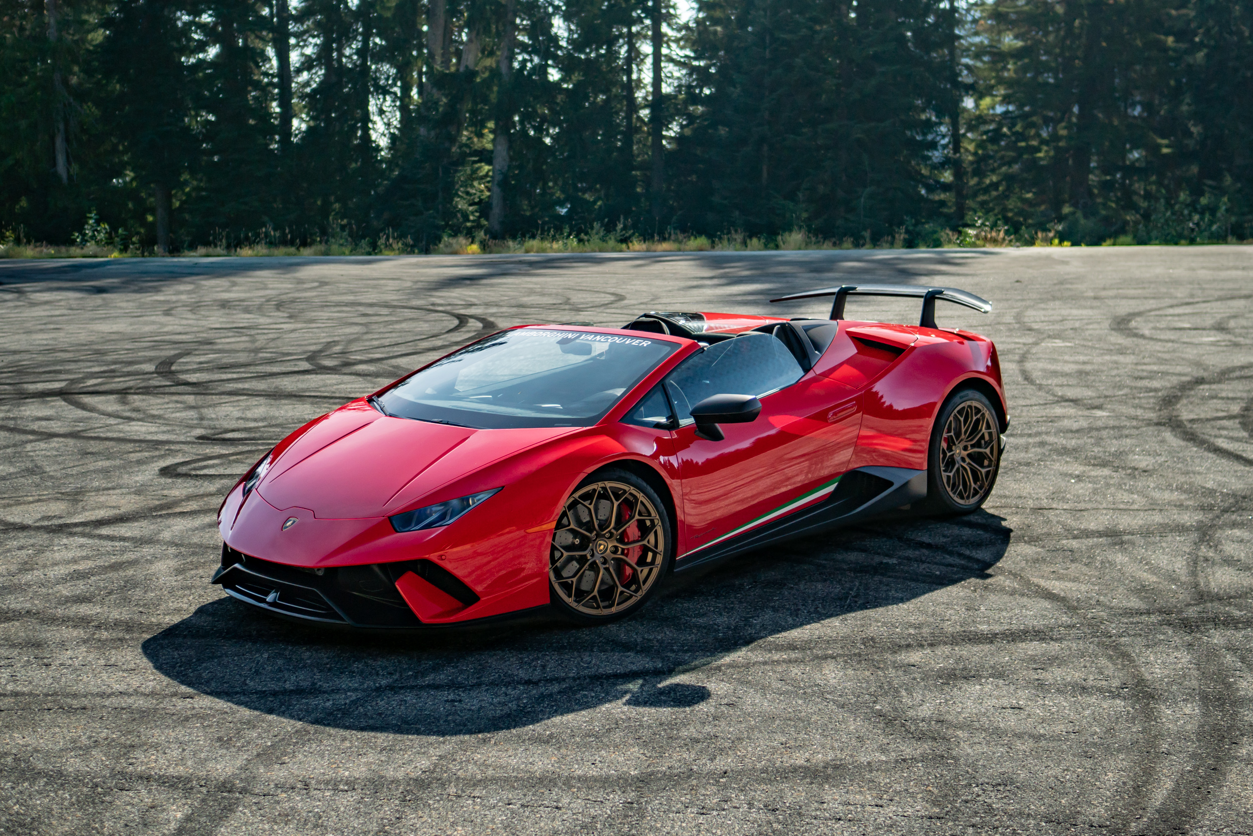 Giá xe Lamborghini