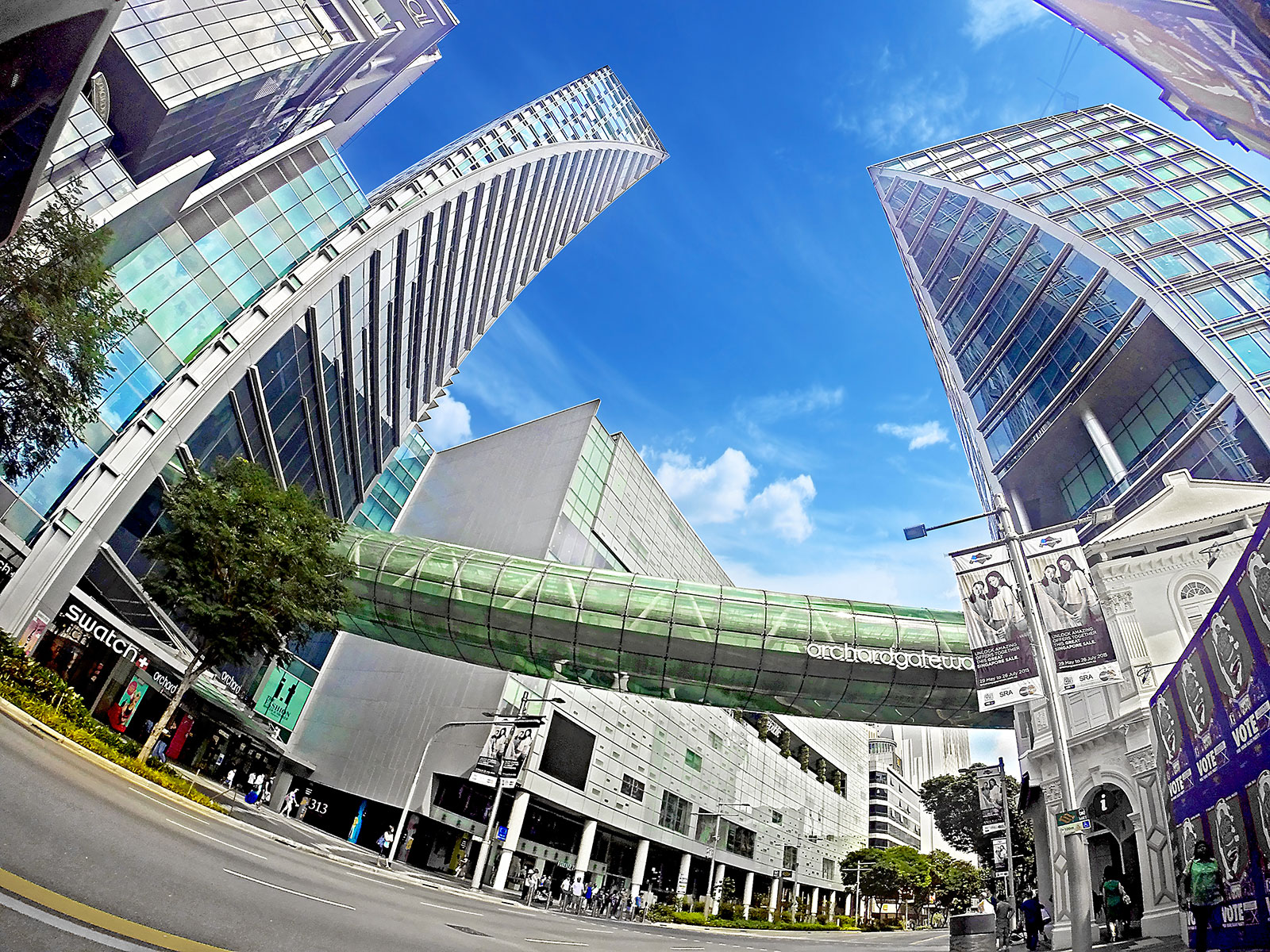 Những địa điểm ăn chơi xa xỉ nhất Singapore