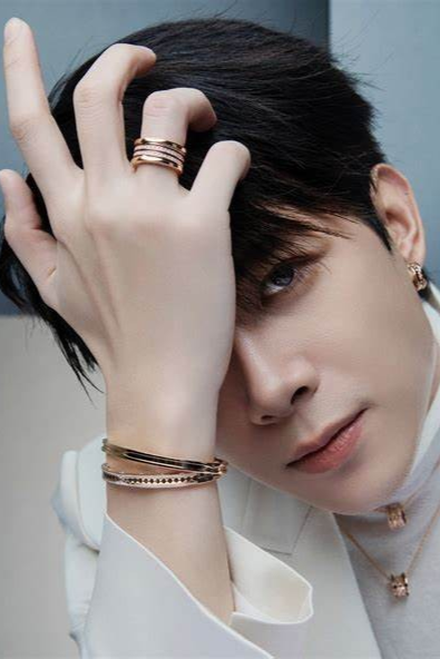 Isaac: ‘Tôi không ngại mắc lỗi tại Anh Trai Say Hi’