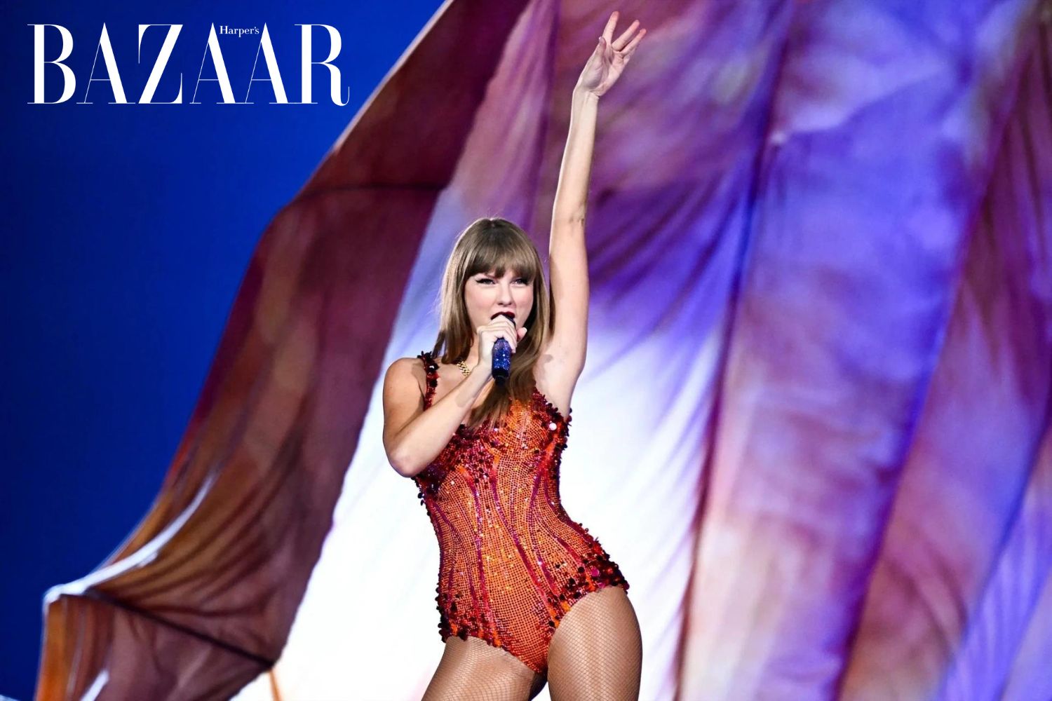 Thời trang lấp lánh Taylor Swift