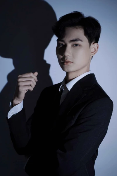 Thành tích học tập vượt trội của thí sinh Mr World Vietnam 2024