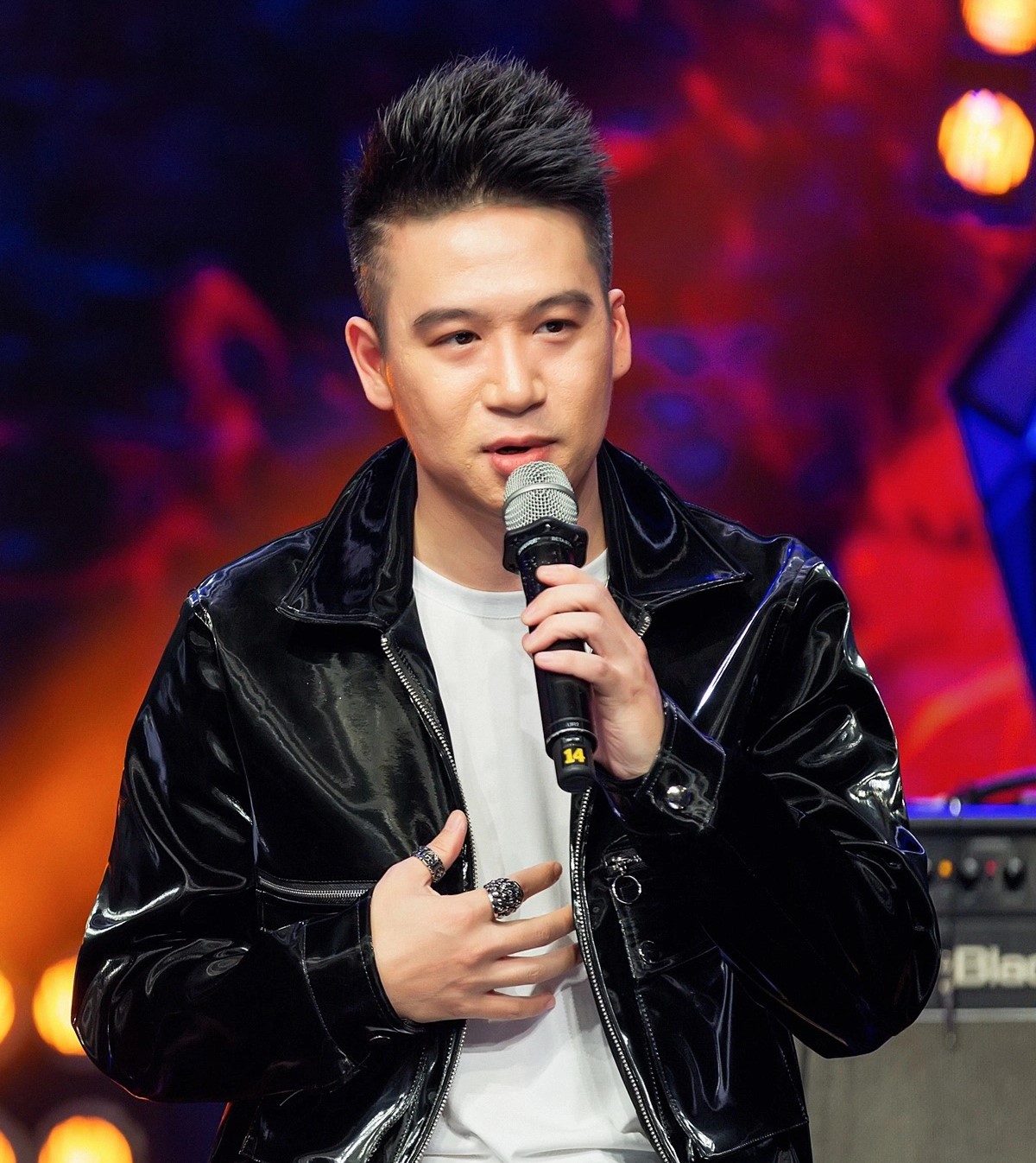Phan Đình Tùng - Đinh Tiến Đạt tái xuất ở Anh Trai Vượt Ngàn Chông Gai