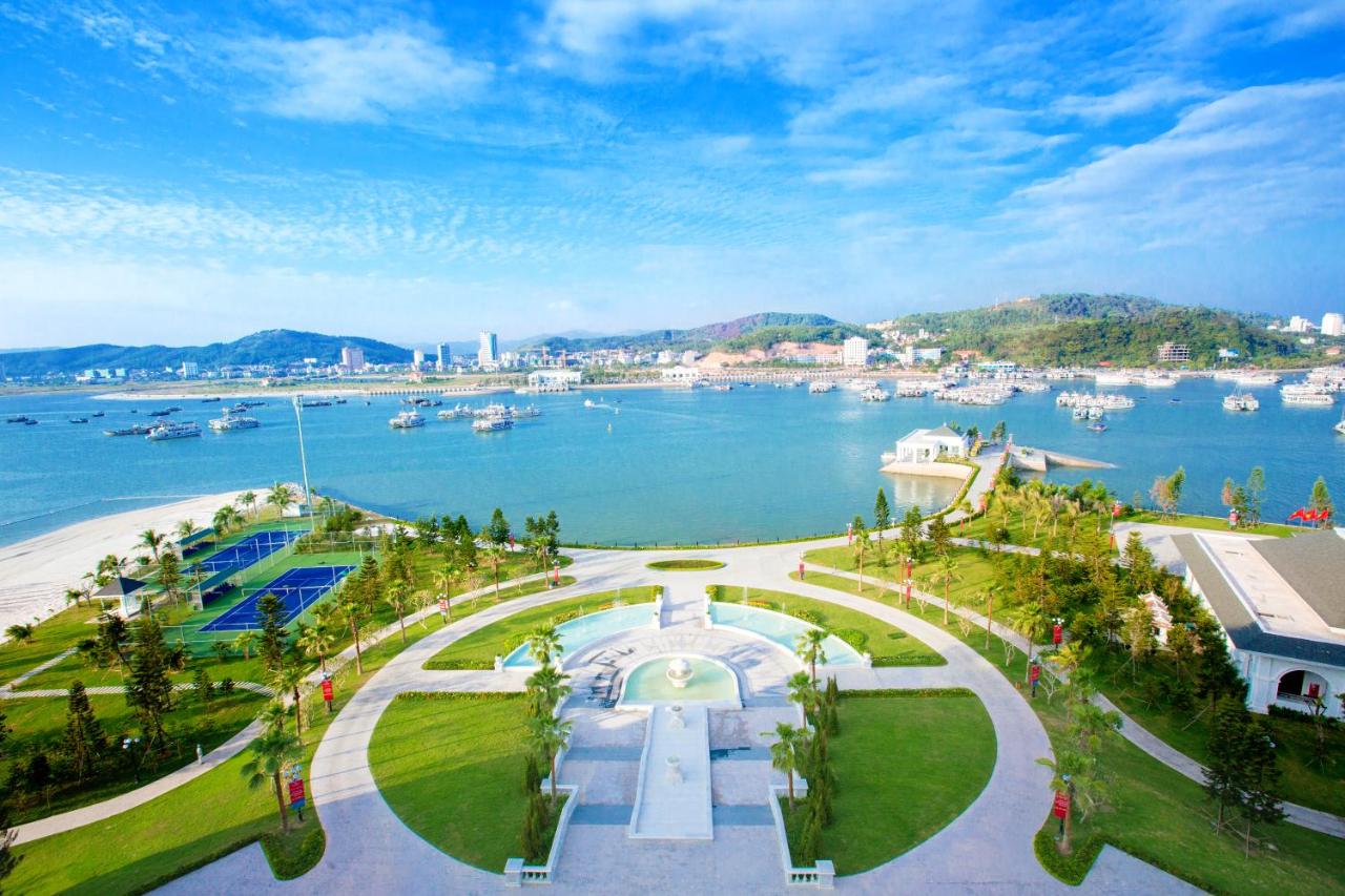 Tỷ phú Phạm Nhật Vượng lên kế hoạch cho Vinpearl IPO vào cuối năm 2024