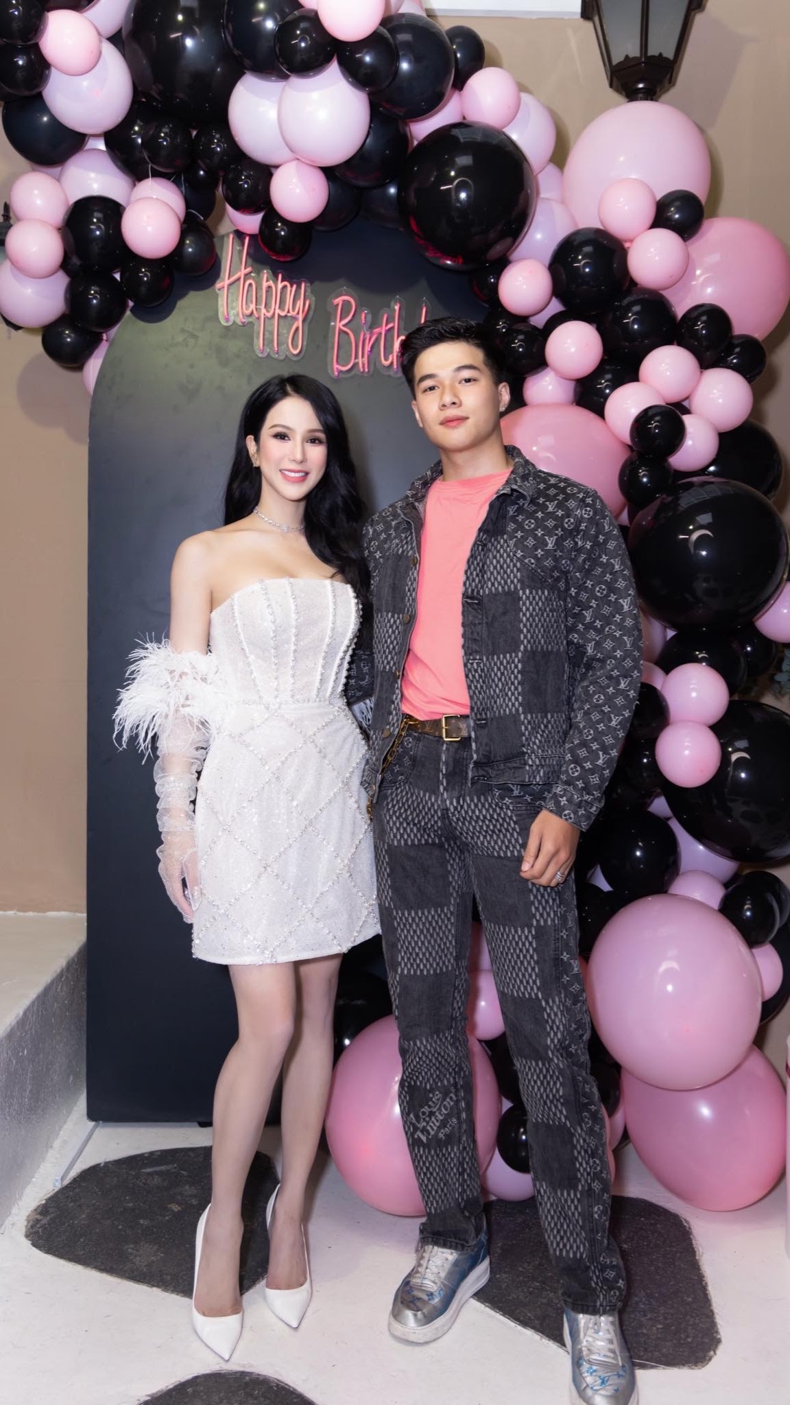 Kha Vũ, hot boy được Diệp Lâm Anh “cứu” là ai?