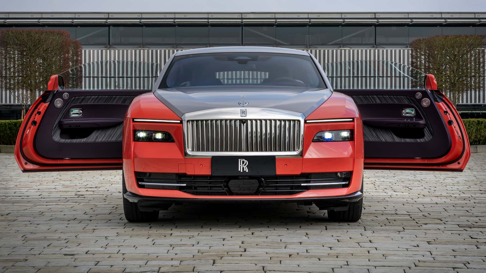 Rolls-Royce trình làng bộ sưu tập xe mới ngay trước triển lãm ô tô Bắc Kinh