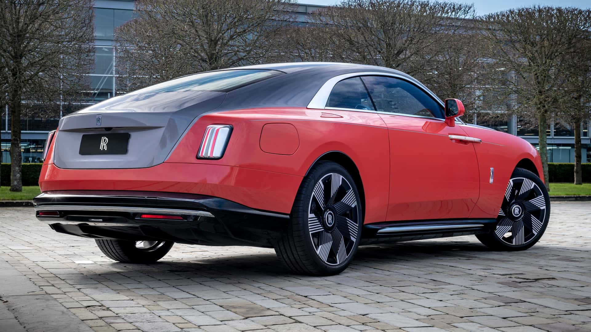 Rolls-Royce trình làng bộ sưu tập xe mới ngay trước triển lãm ô tô Bắc Kinh