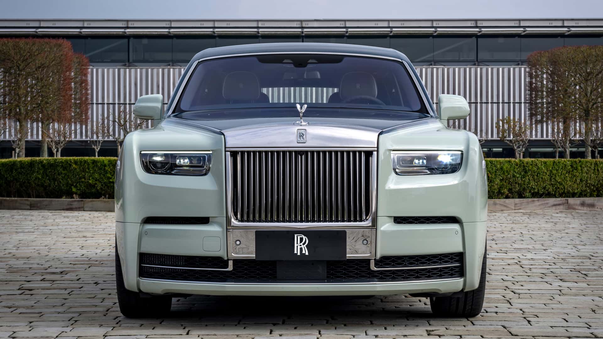 Rolls-Royce trình làng bộ sưu tập xe mới ngay trước triển lãm ô tô Bắc Kinh