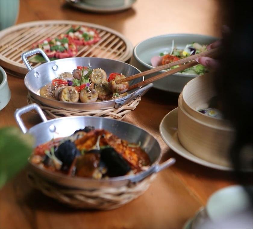 Nhà hàng chay Hum 