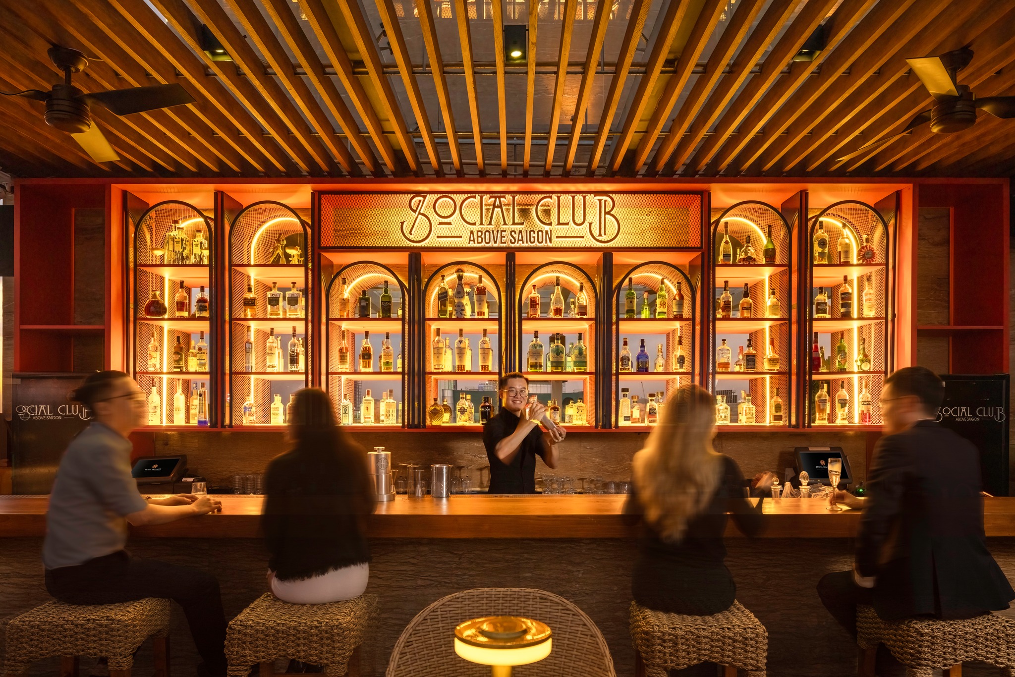 Social Club Rooftop Bar Ra Mắt Concept Mới Của Ladies Night: A Women’s Secret