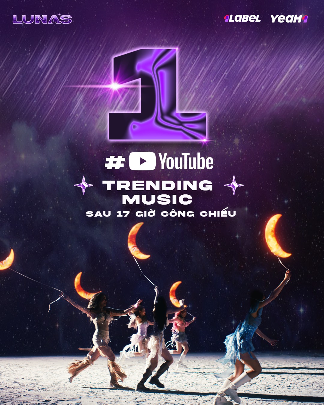 Fan của 2 chị đẹp rải hình khắp nơi để chúc mừng LUNAS ra MV Moonlight