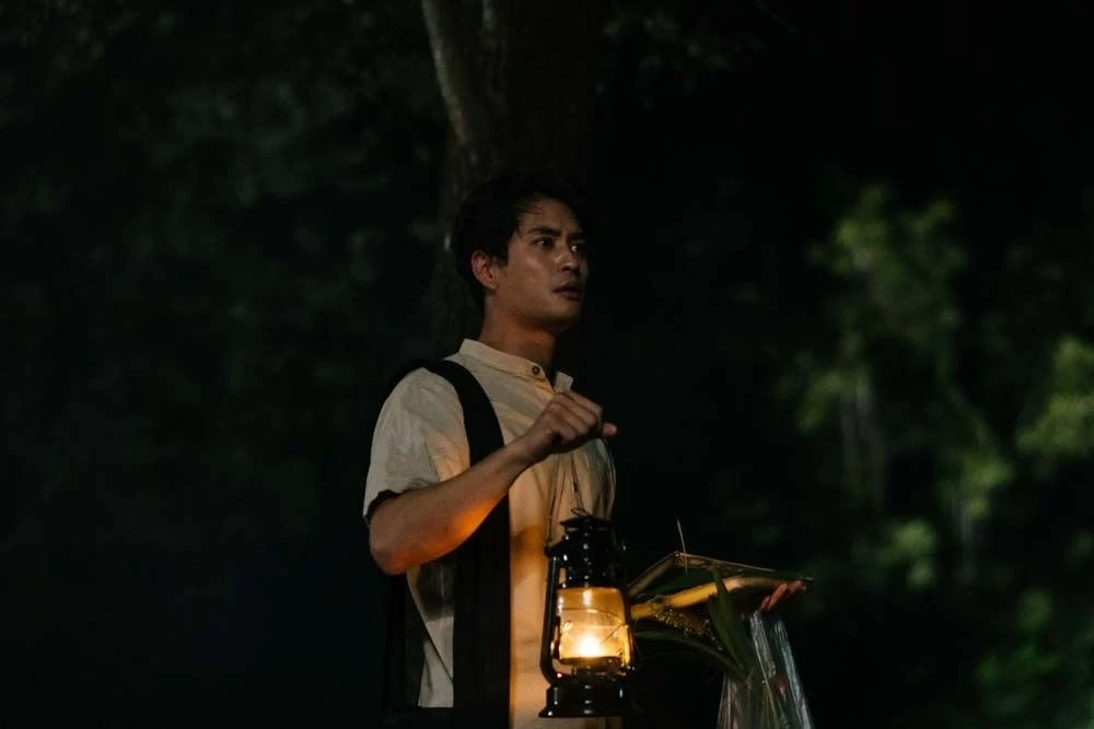 Review phim Luyện ngải: Cô hồn dã quỷ - bộ phim nhảm nhí, thảm họa