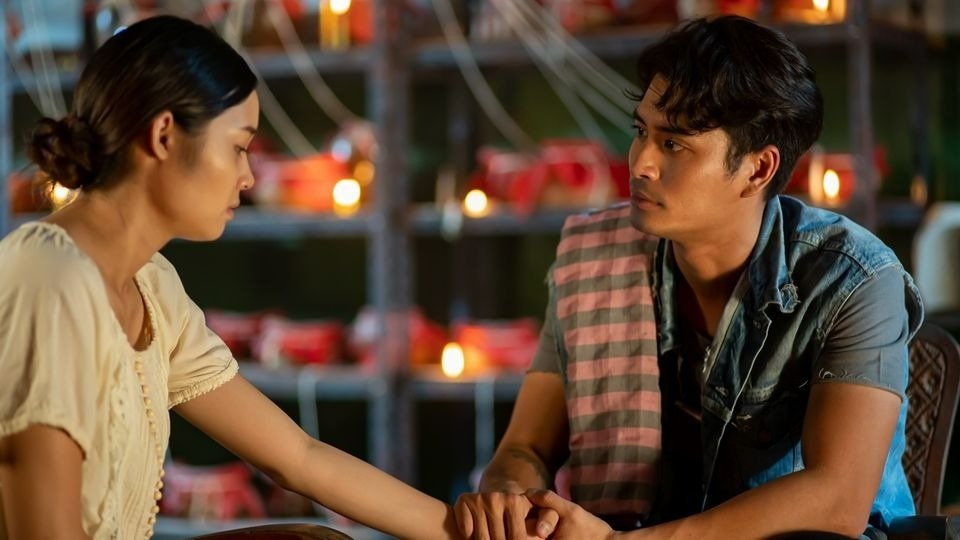 Review phim Luyện ngải: Cô hồn dã quỷ - bộ phim nhảm nhí, thảm họa