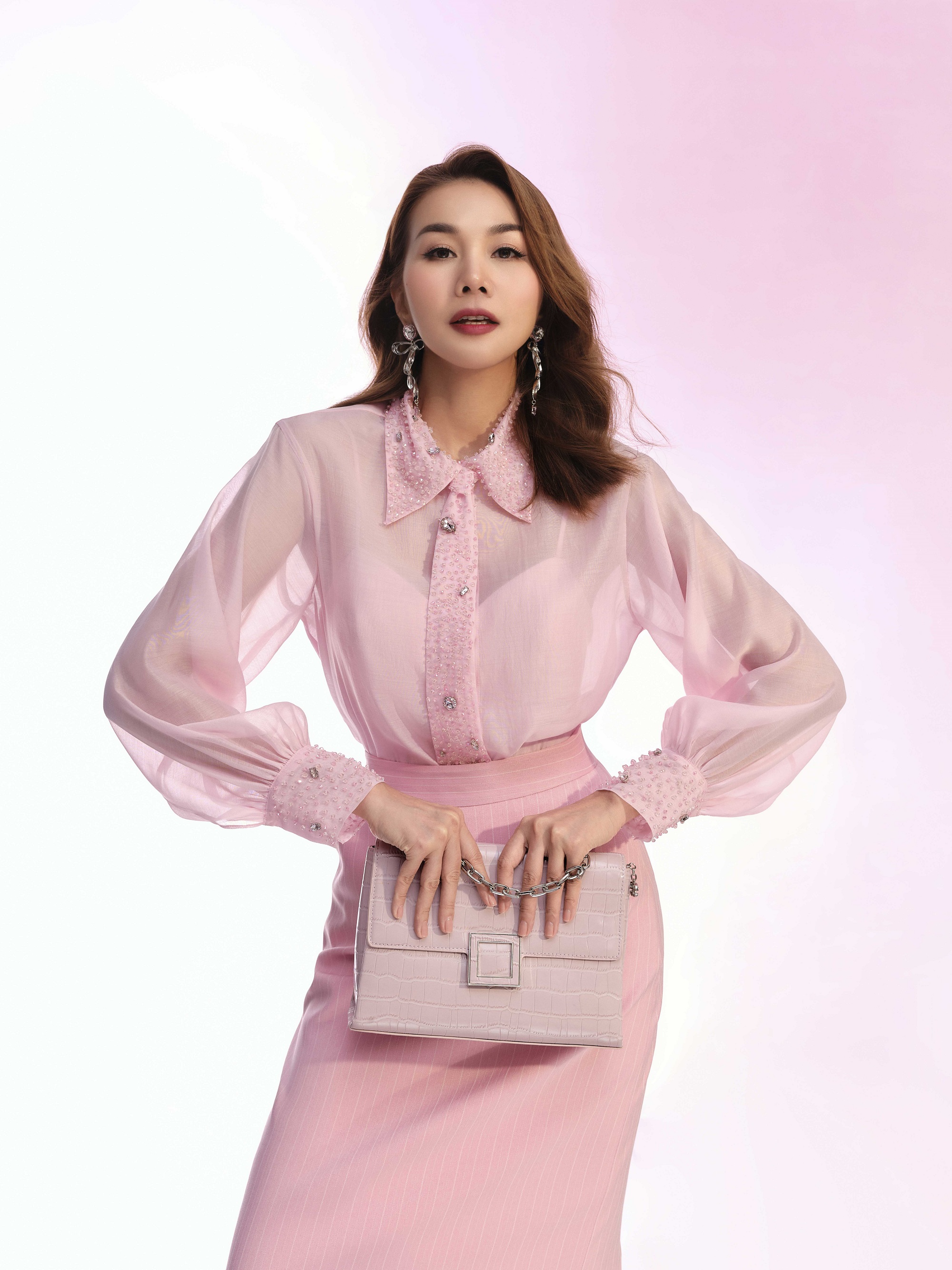 Ngắm trọn nhan sắc "tứ đại mỹ nhân" Elise