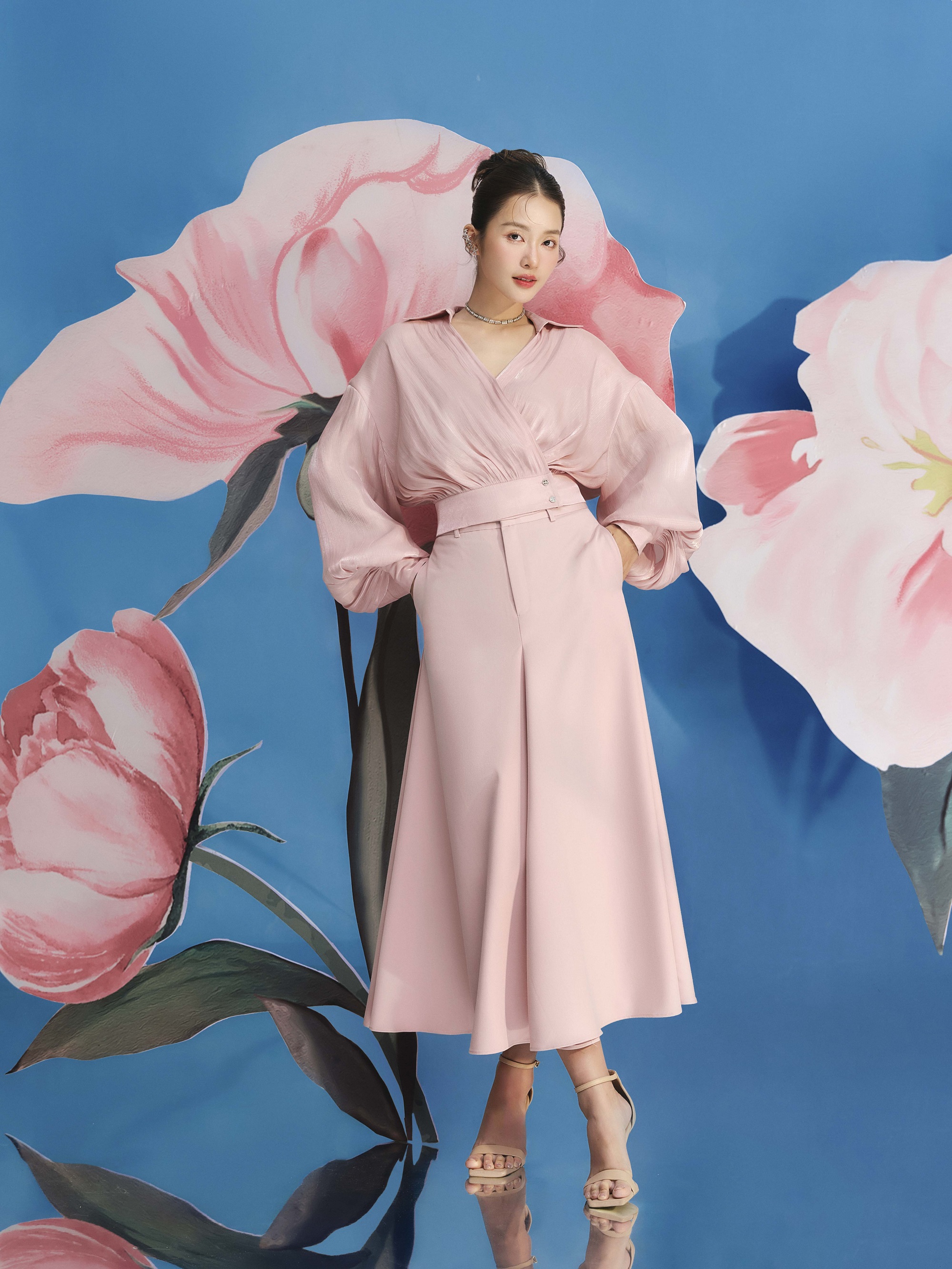 Ngắm trọn nhan sắc "tứ đại mỹ nhân" Elise