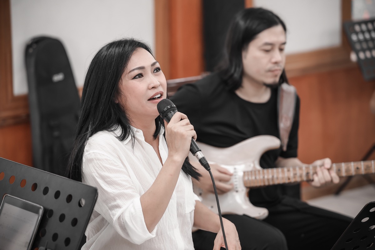 Live concert Đóa Hồng Gai 