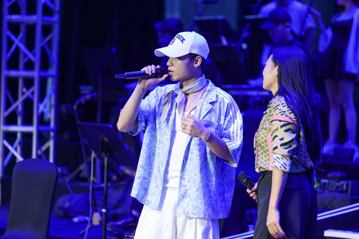 Những khoảnh khắc hậu trường buổi tổng duyệt live concert Đóa Hồng Gai