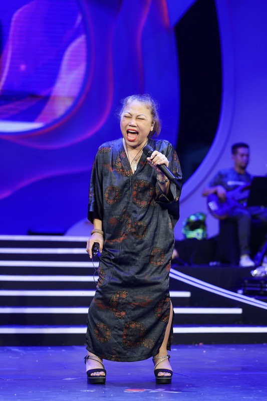 Những khoảnh khắc hậu trường buổi tổng duyệt live concert Đóa Hồng Gai