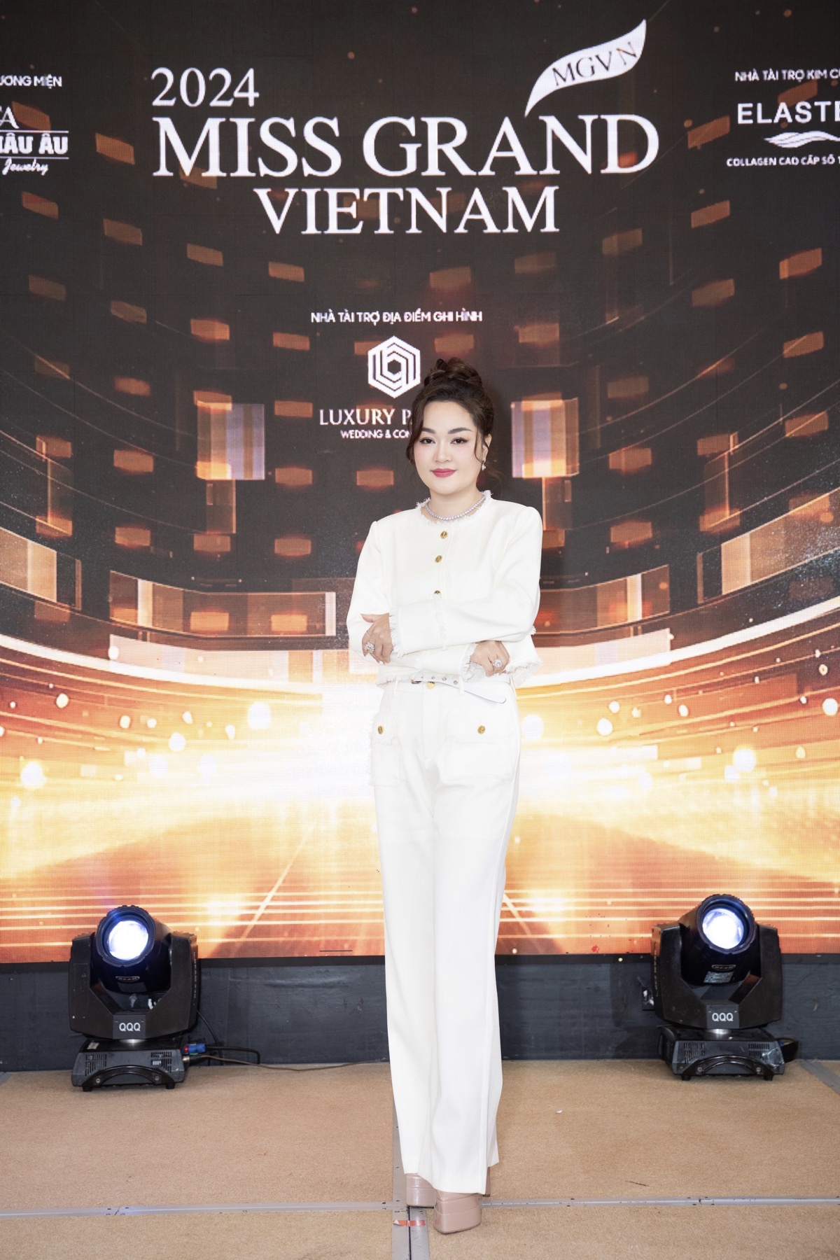 Trang sức Ngọc Châu Âu