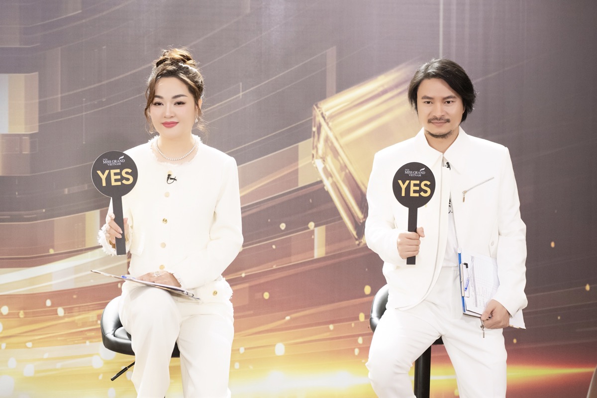 Trang sức Ngọc Châu Âu