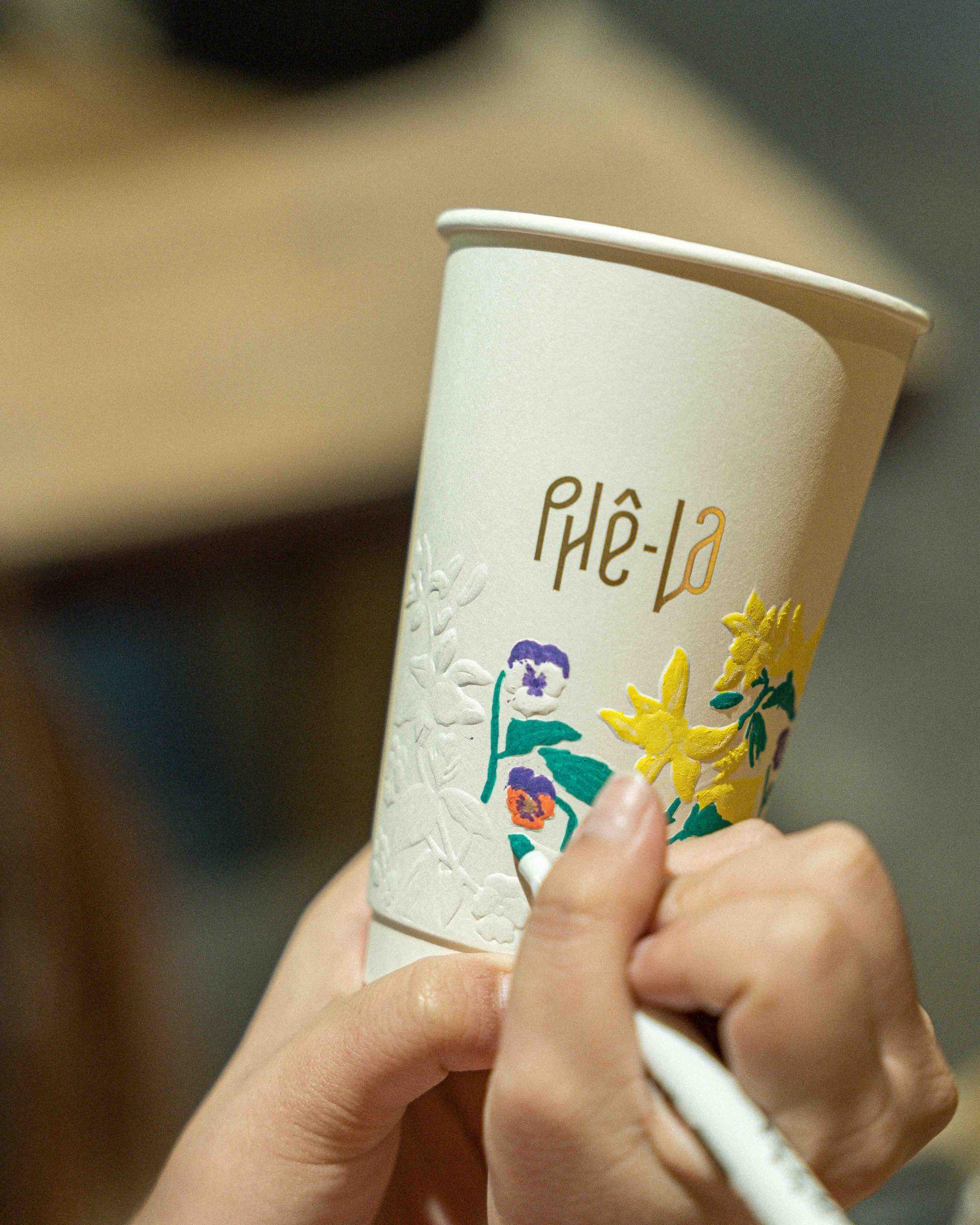 Phê La menu