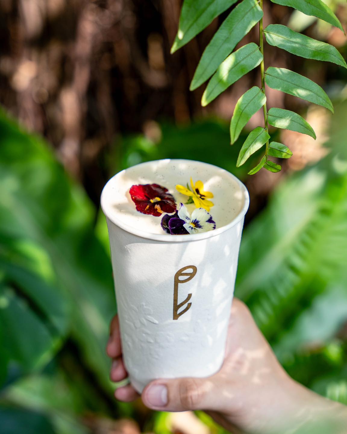 Phê La menu