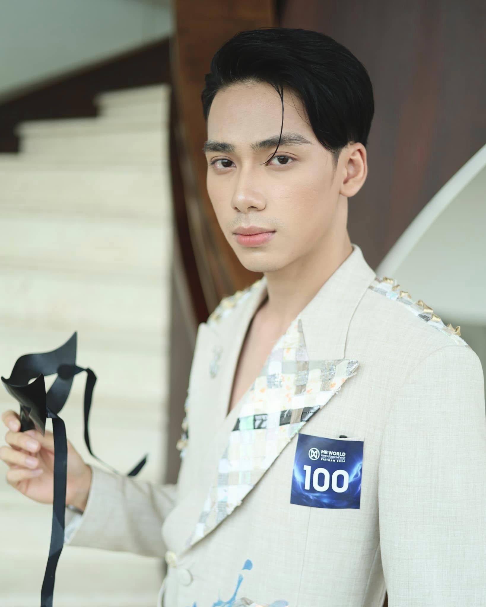 Thí sinh Mr World Vietnam 2024 và câu chuyện dám bước ra khỏi vùng an toàn ở tuổi 20