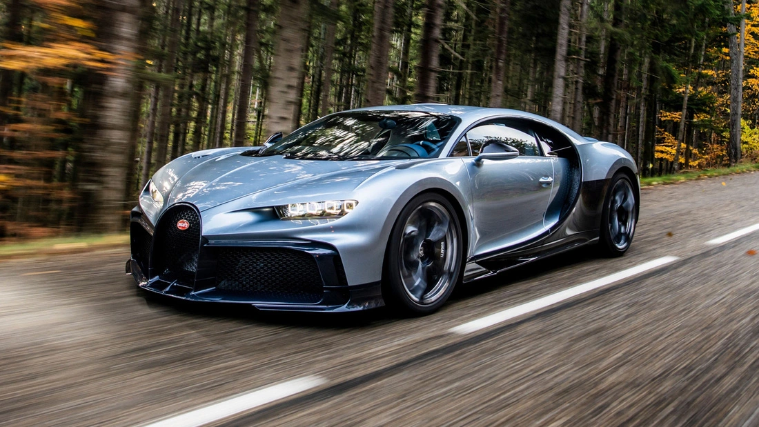 Đặc quyền của giới siêu giàu chơi Bugatti: Hãng tính xây cả trạm xăng tại nhà cho khách nếu xe xăng bị cấm