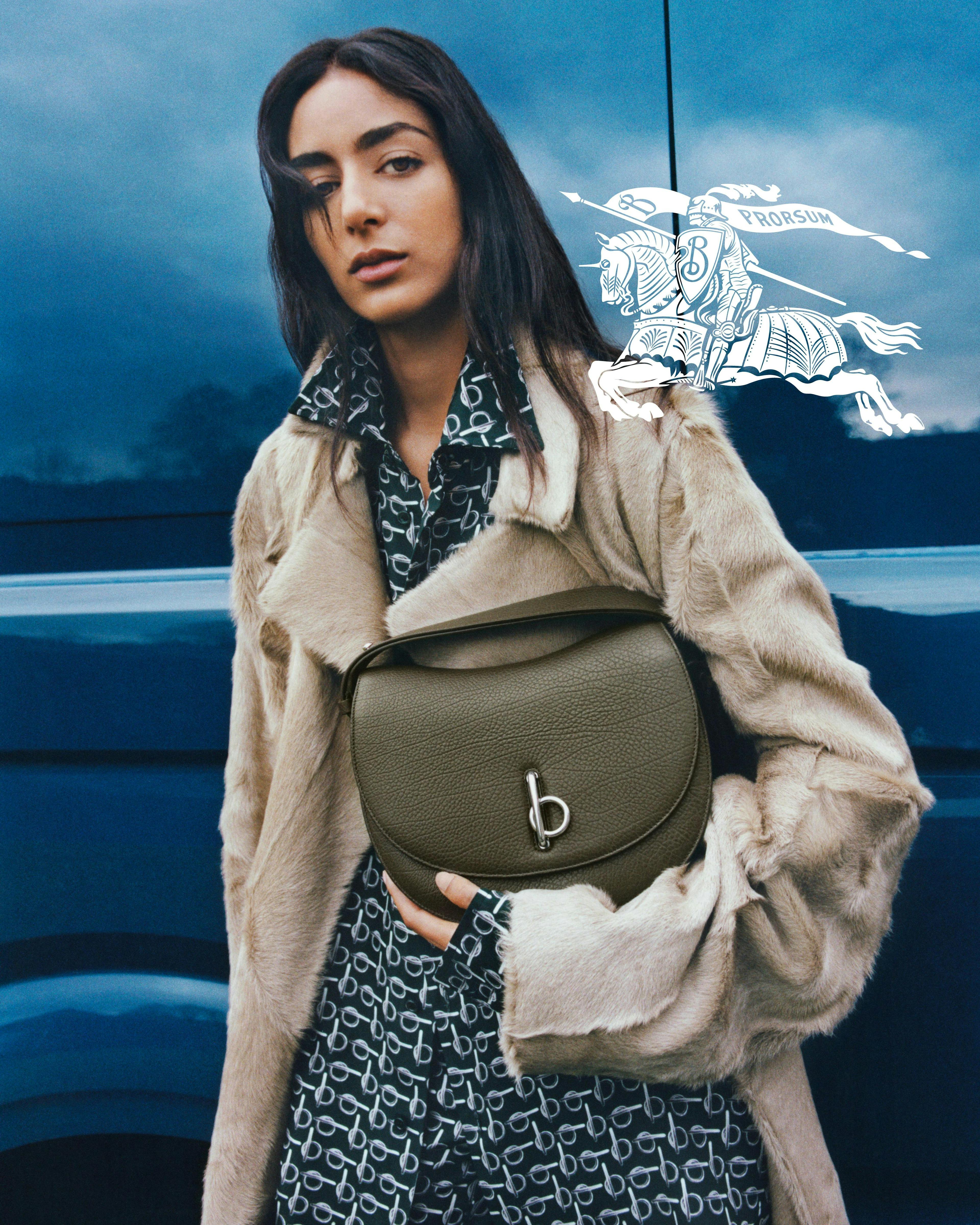 Túi xách Burberry