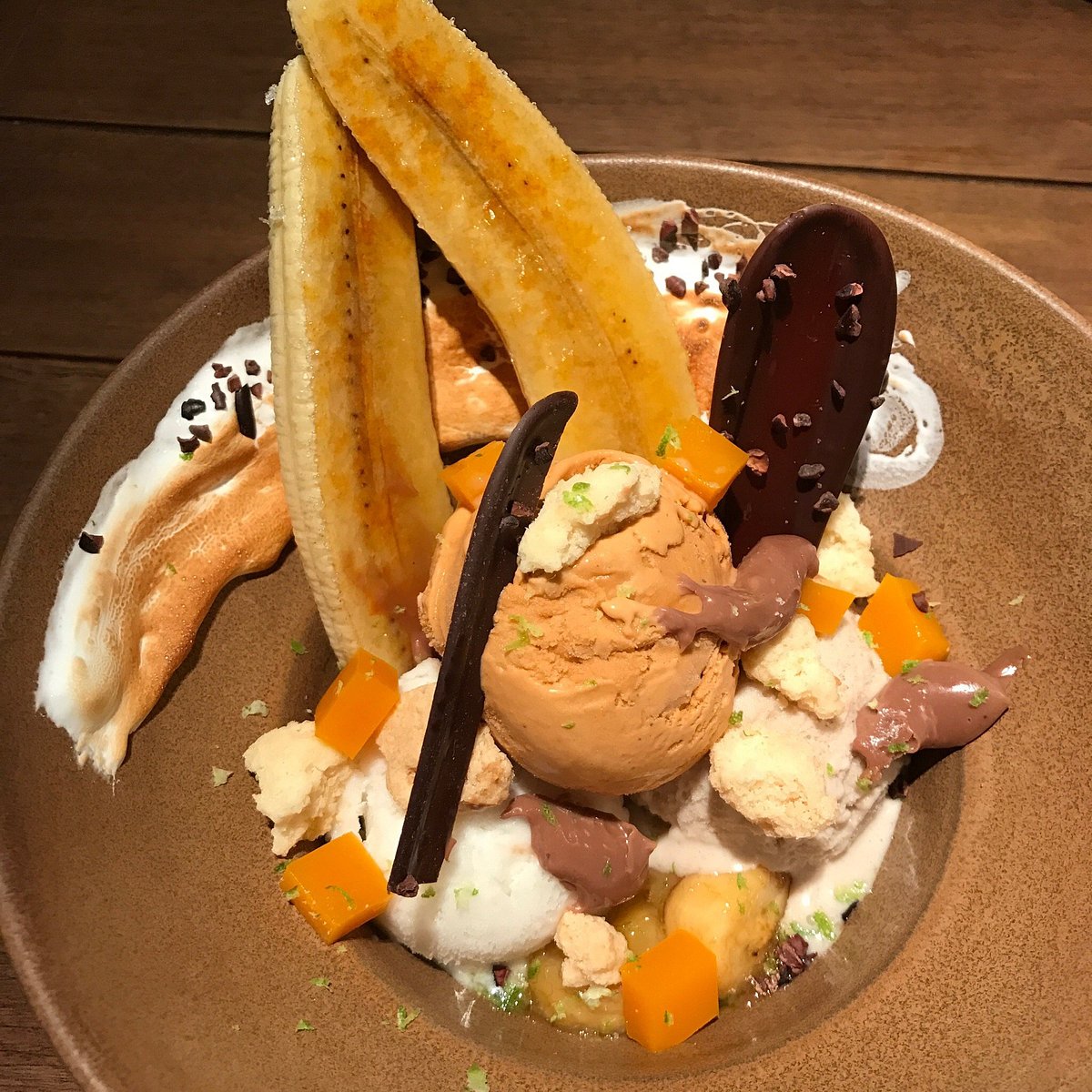 Ghé Bangkok thưởng thức bản giao hưởng mỹ vị nhiệt đới tại The Siam Tea Room