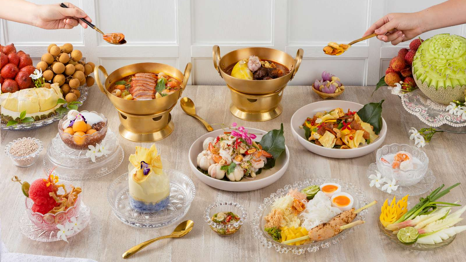 Ghé Bangkok thưởng thức bản giao hưởng mỹ vị nhiệt đới tại The Siam Tea Room