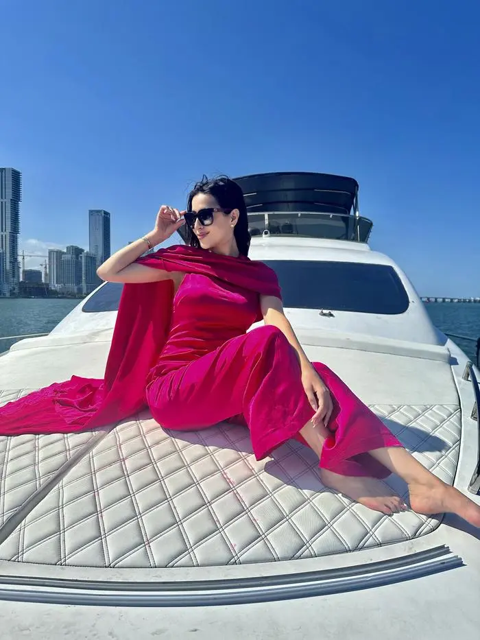 Vợ triệu phú Dubai bị "ném đá" vì khoe giàu, tiêu hơn 2,5 triệu USD/tuần