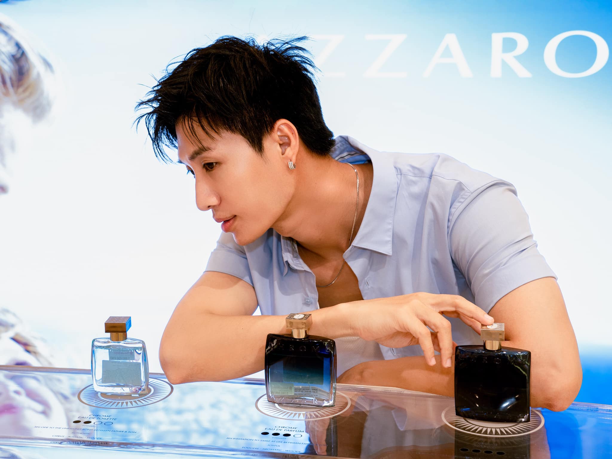 Cùng hòa mình vào hương thơm của nước hoa Azzaro Chrome Parfum