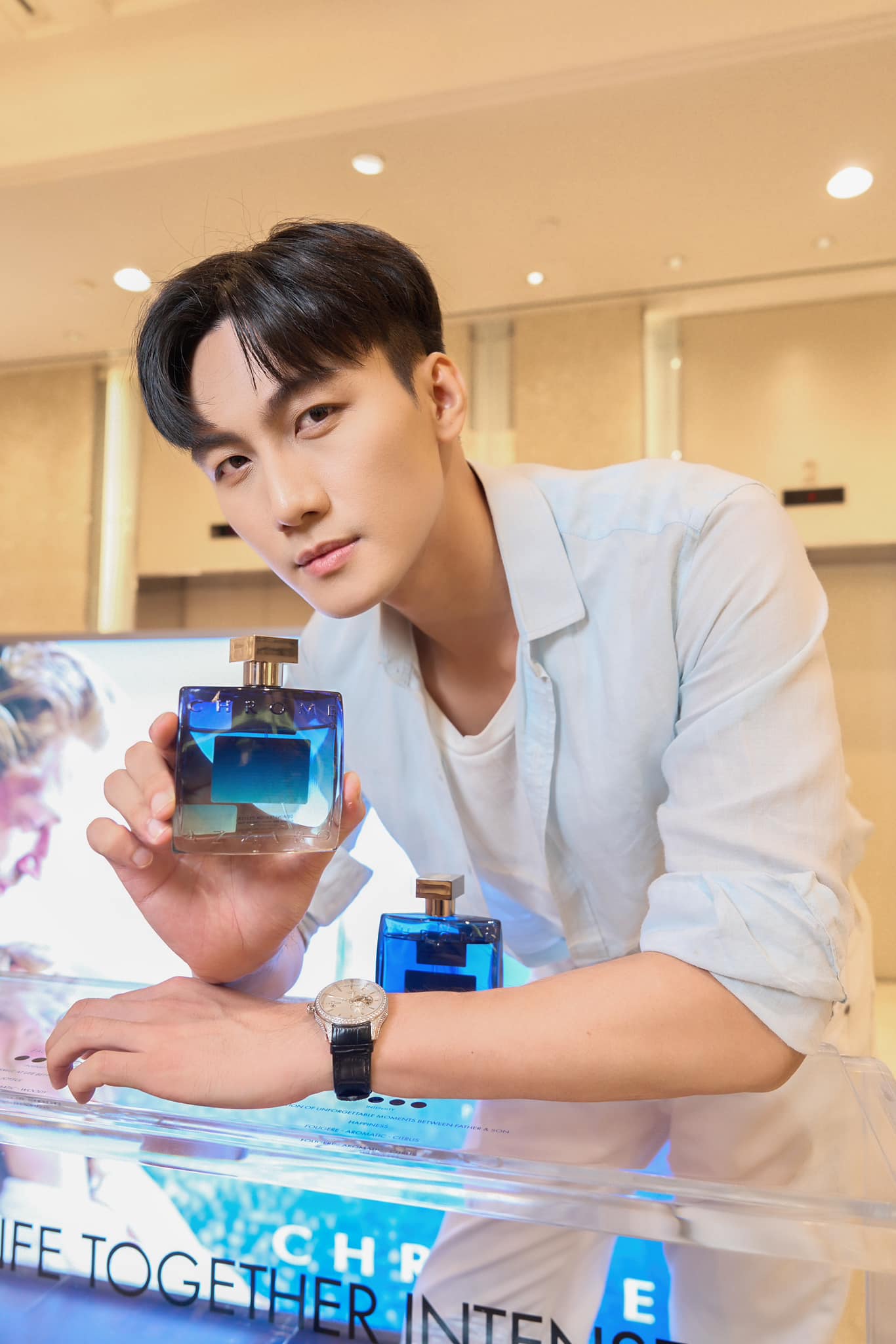Mạc Trung Kiên, Hóa Trần, Bảo Luận mê mẩn Azzaro Chrome Parfums