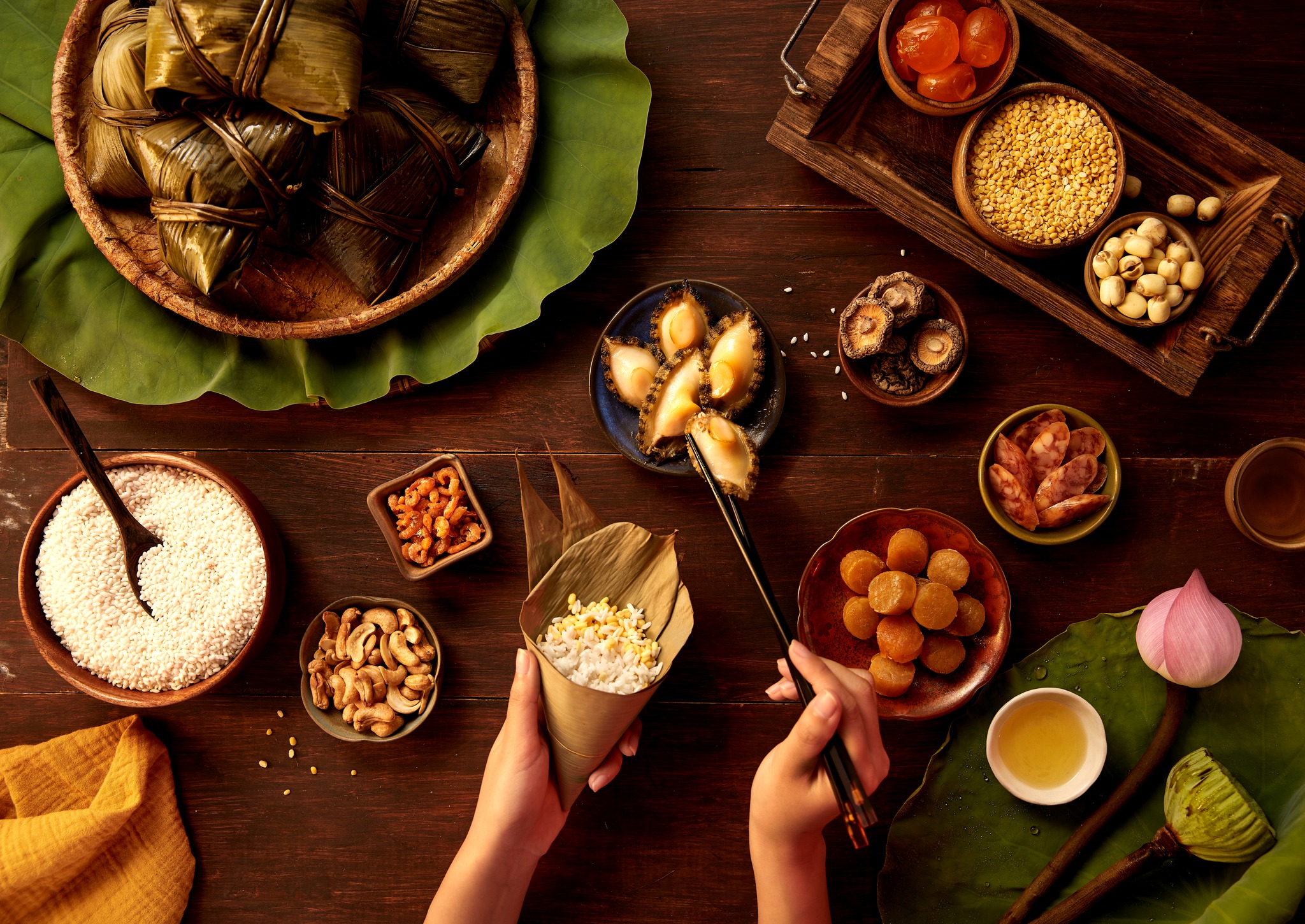 Sheraton Saigon Grand Opera Hotel mở bán bánh bá trạng thượng hạng chuẩn vị Quảng Đông mừng Tết Đoan Ngọ