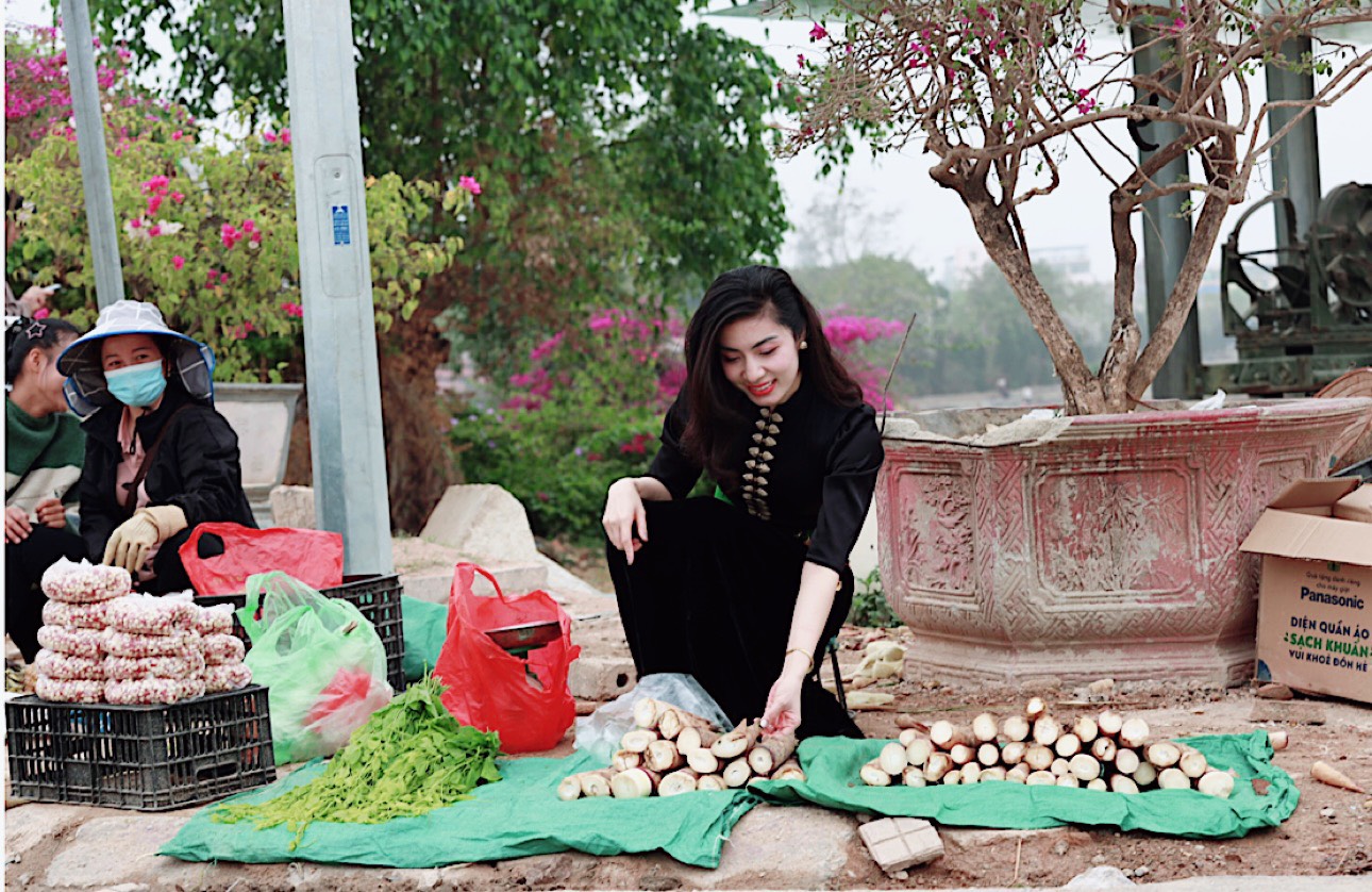 Điện Biên mùa hoa đỏ