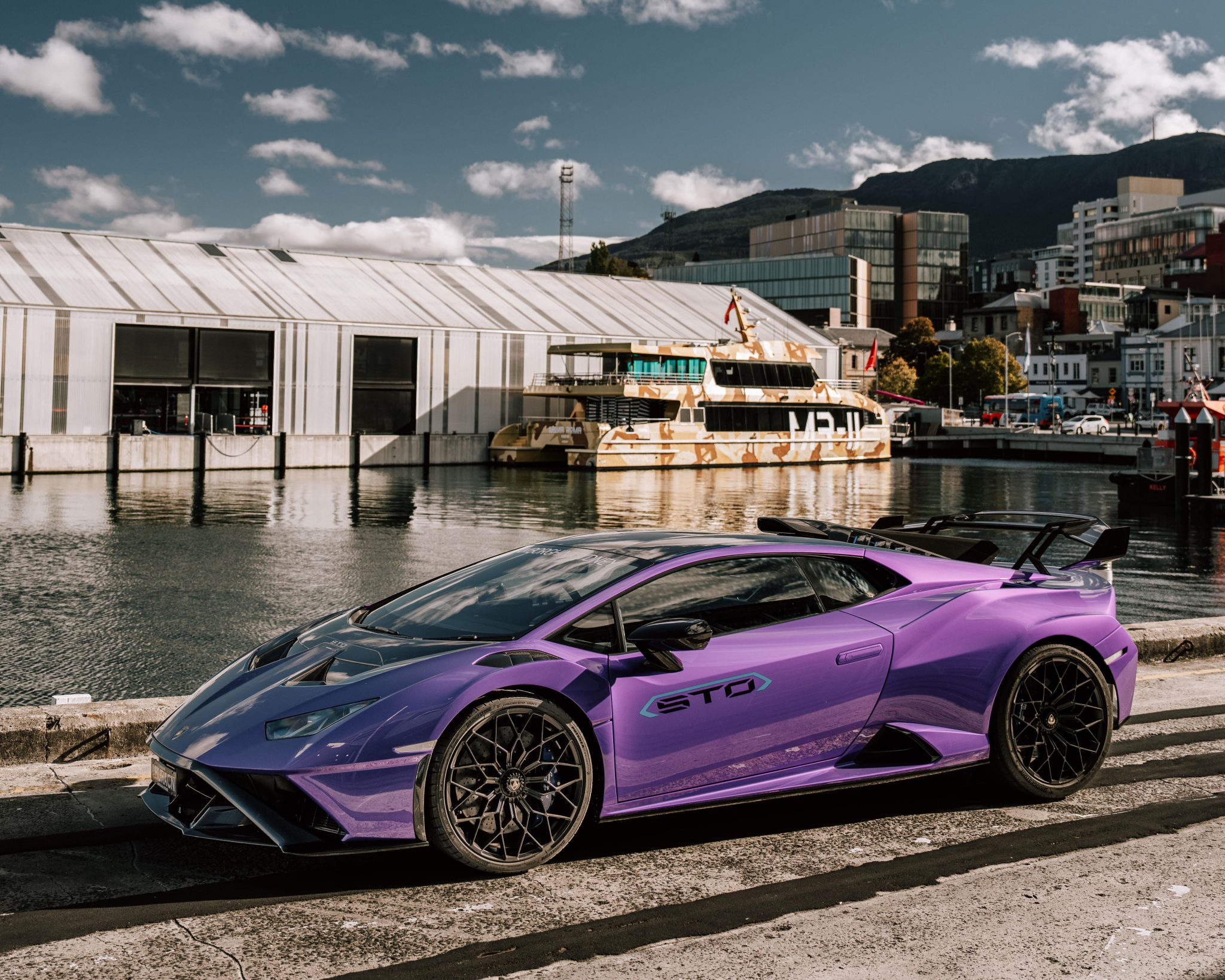 Lamborghini Esperienza Giro Oceania 2024: Tiến thẳng đến Apple Isle cùng những hành trình khó quên tại Tasmania