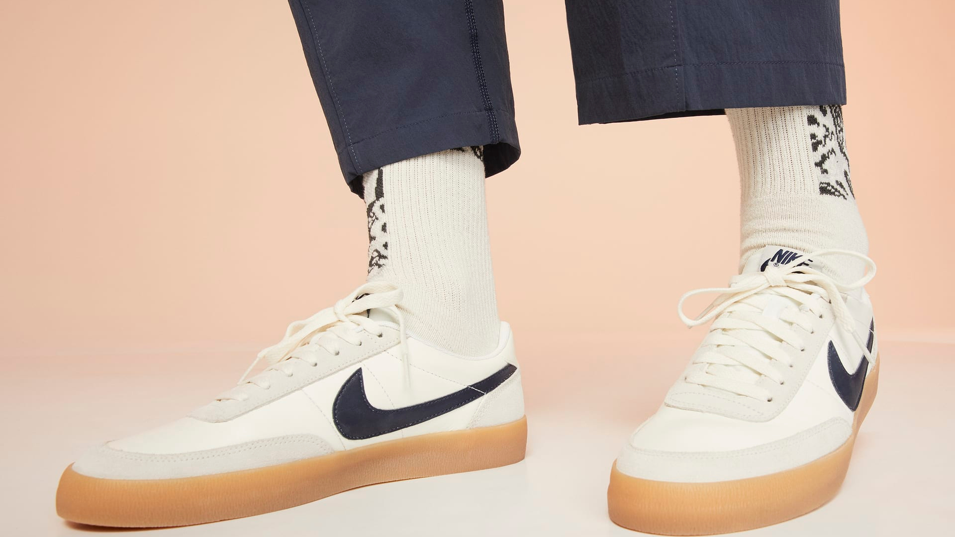 Mẫu giày Nike hồi sinh nhờ một bộ phim