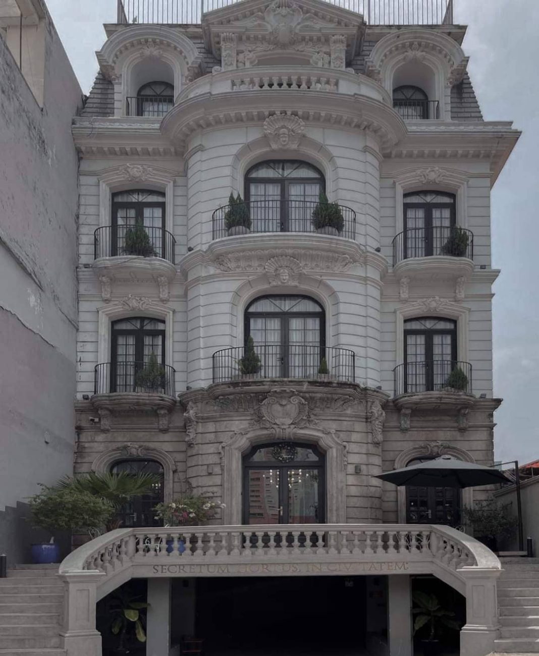 Khách sạn le Jardin Secret