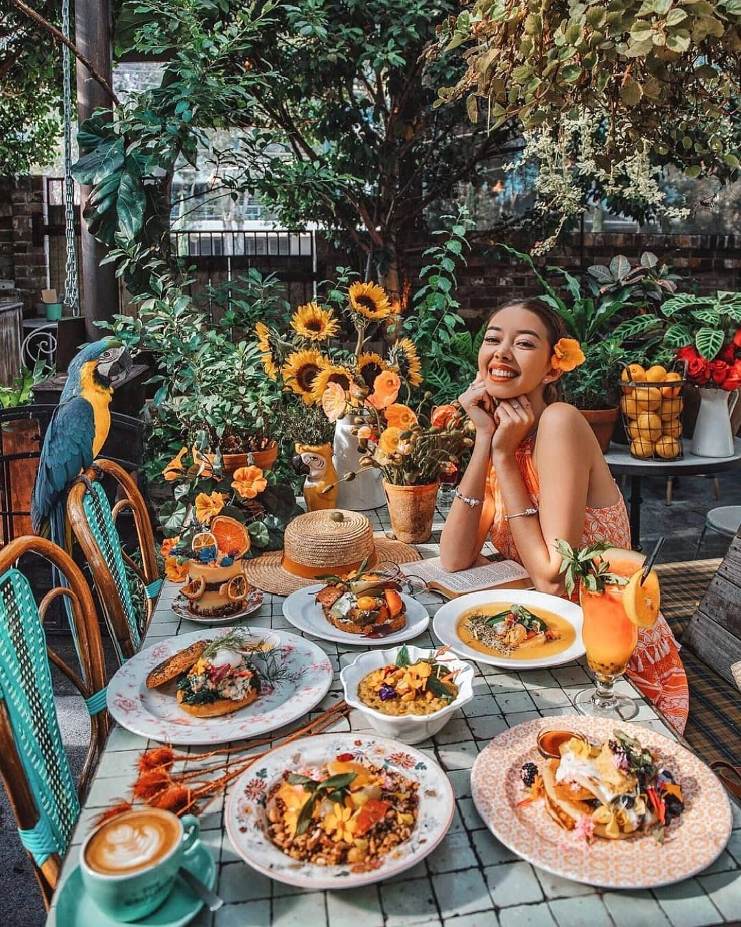 Bên trong nhà hàng được nhắc tên nhiều nhất Instagram