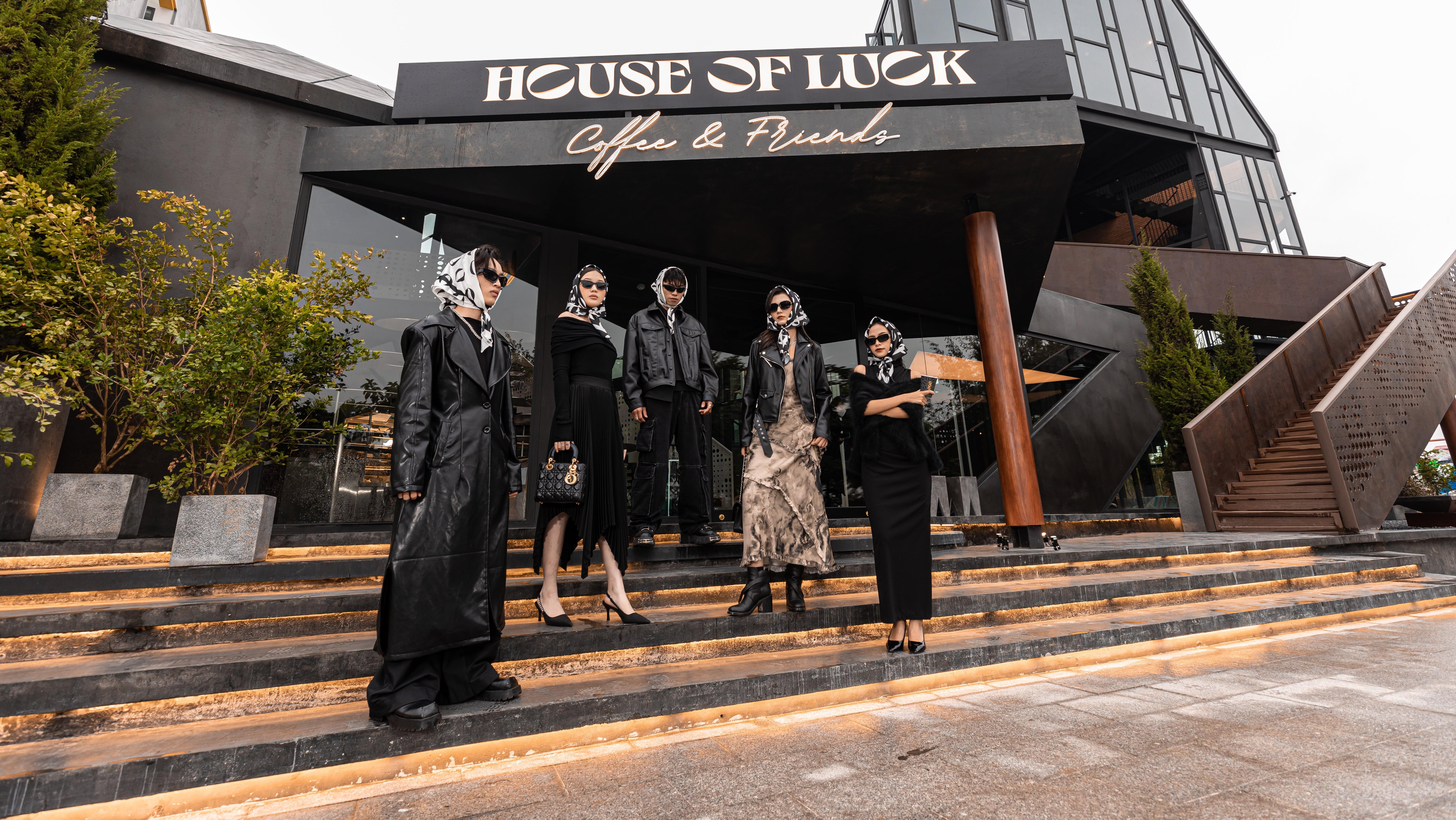 Quán cà phê House Of Luck