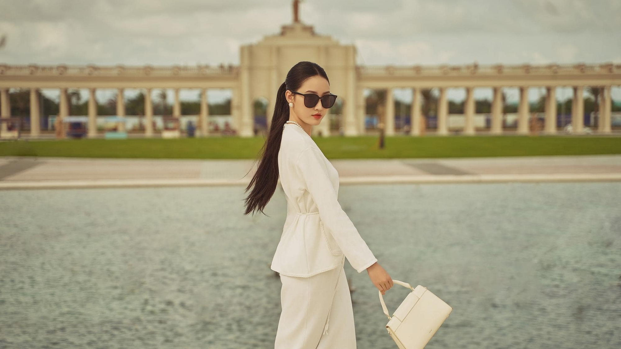 Trông rất Roma nhưng lại là Hải Phòng: Địa điểm check-in hot thu hút đông đảo người dân đất Cảng, buổi tối có cả nhạc nước, pháo hoa