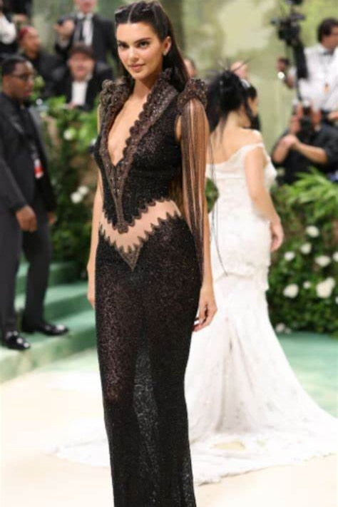 Kendall Jenner hóa thiên thần tại Met Gala 2024 After Party