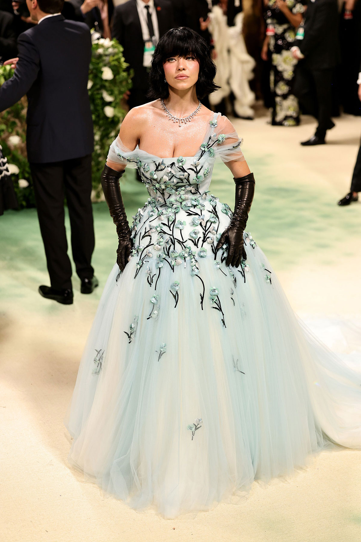 Zendaya, Lana Del Rey dẫn đầu phái "thần rừng" đổ bộ Met Gala 2024