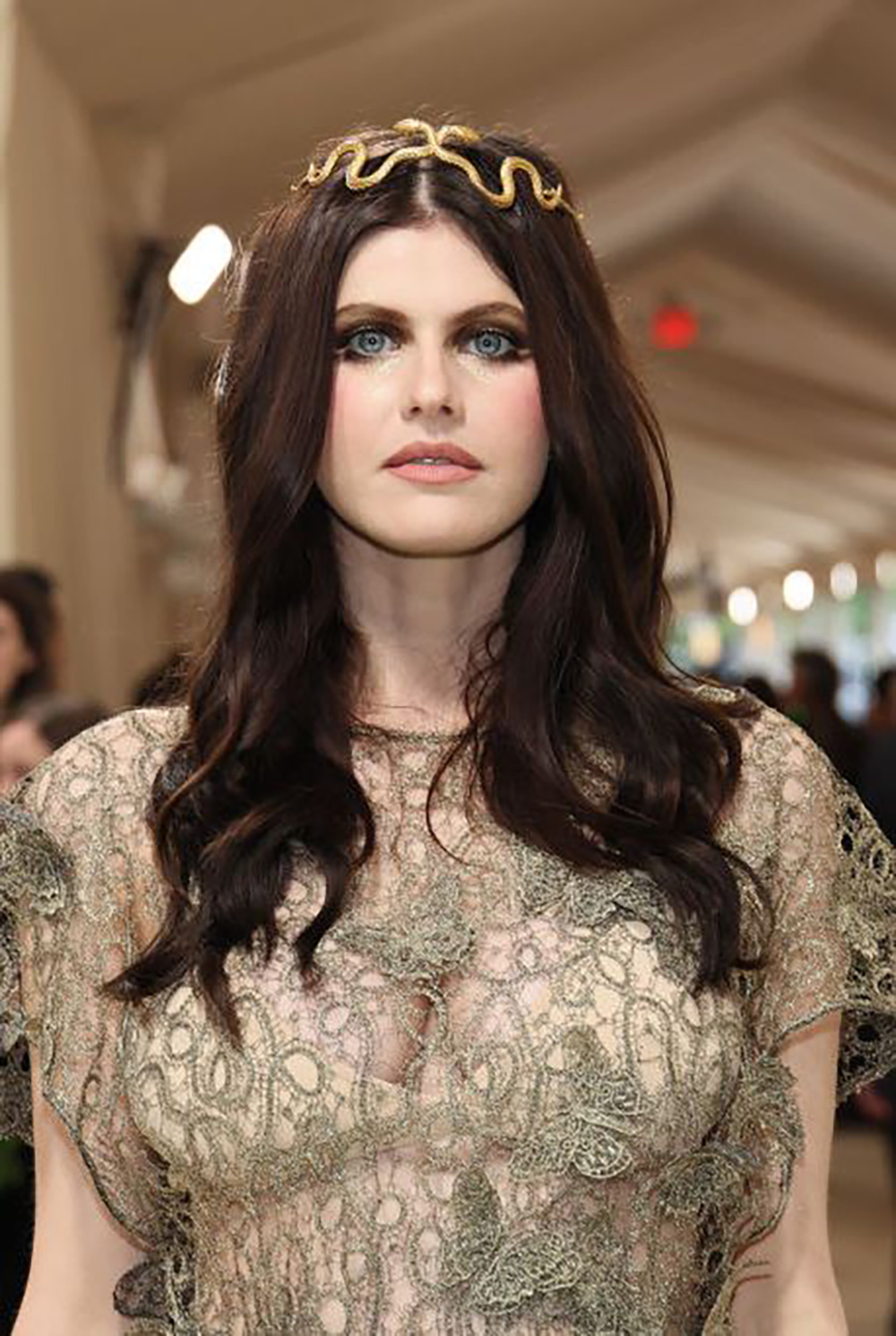 Phong cách trang điểm Goth chiếm lĩnh thảm xanh Met Gala 2024
