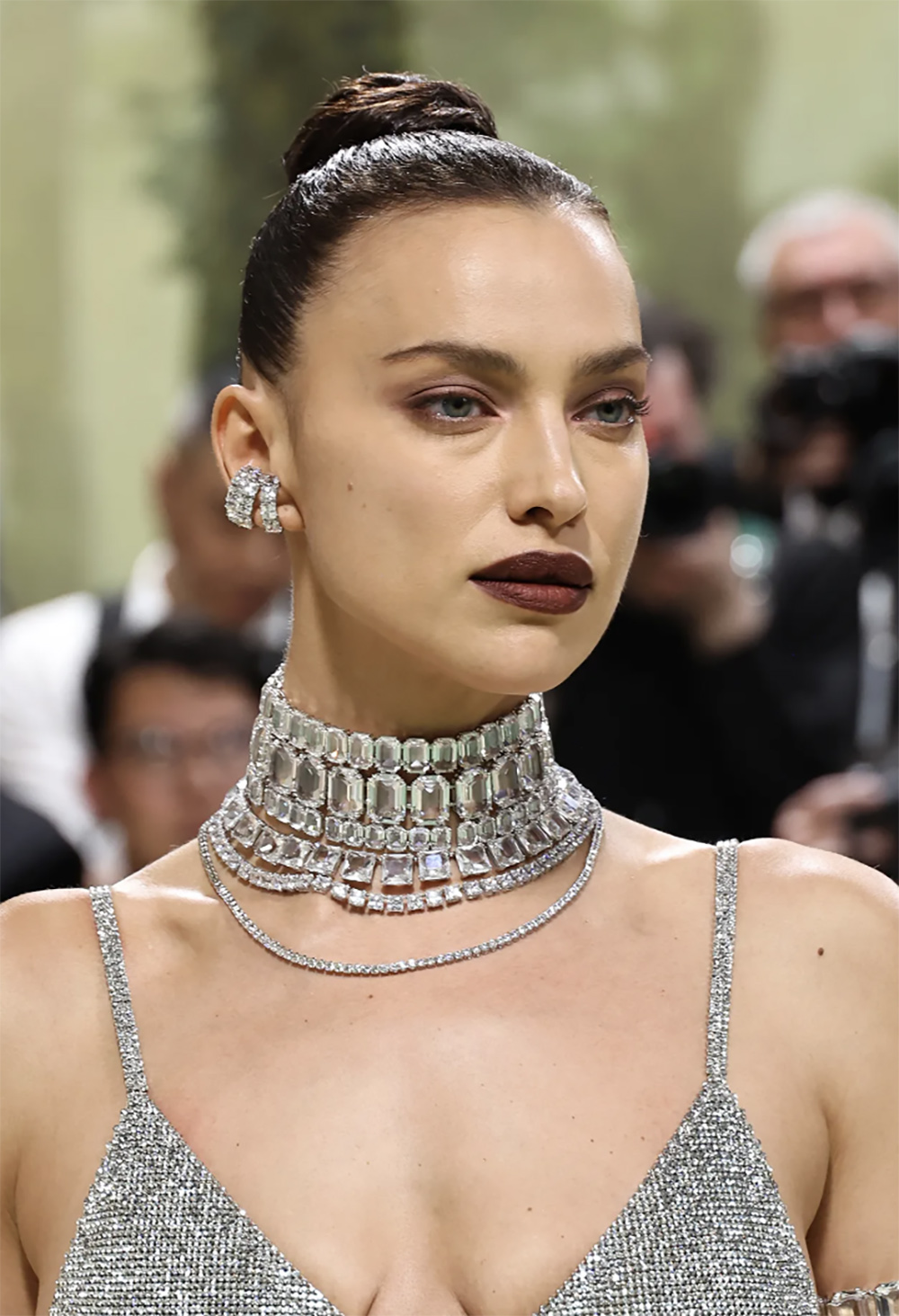 Phong cách trang điểm Goth chiếm lĩnh thảm xanh Met Gala 2024