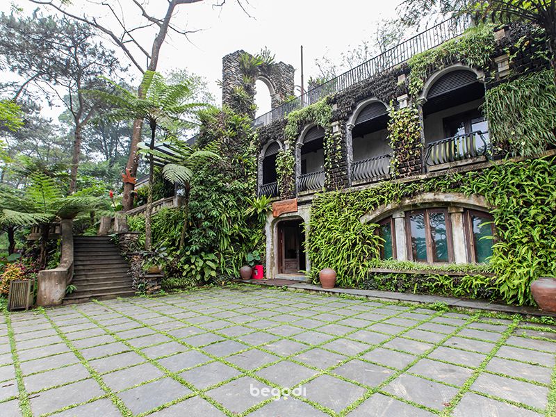 Melia Bavi Mountain Retreat