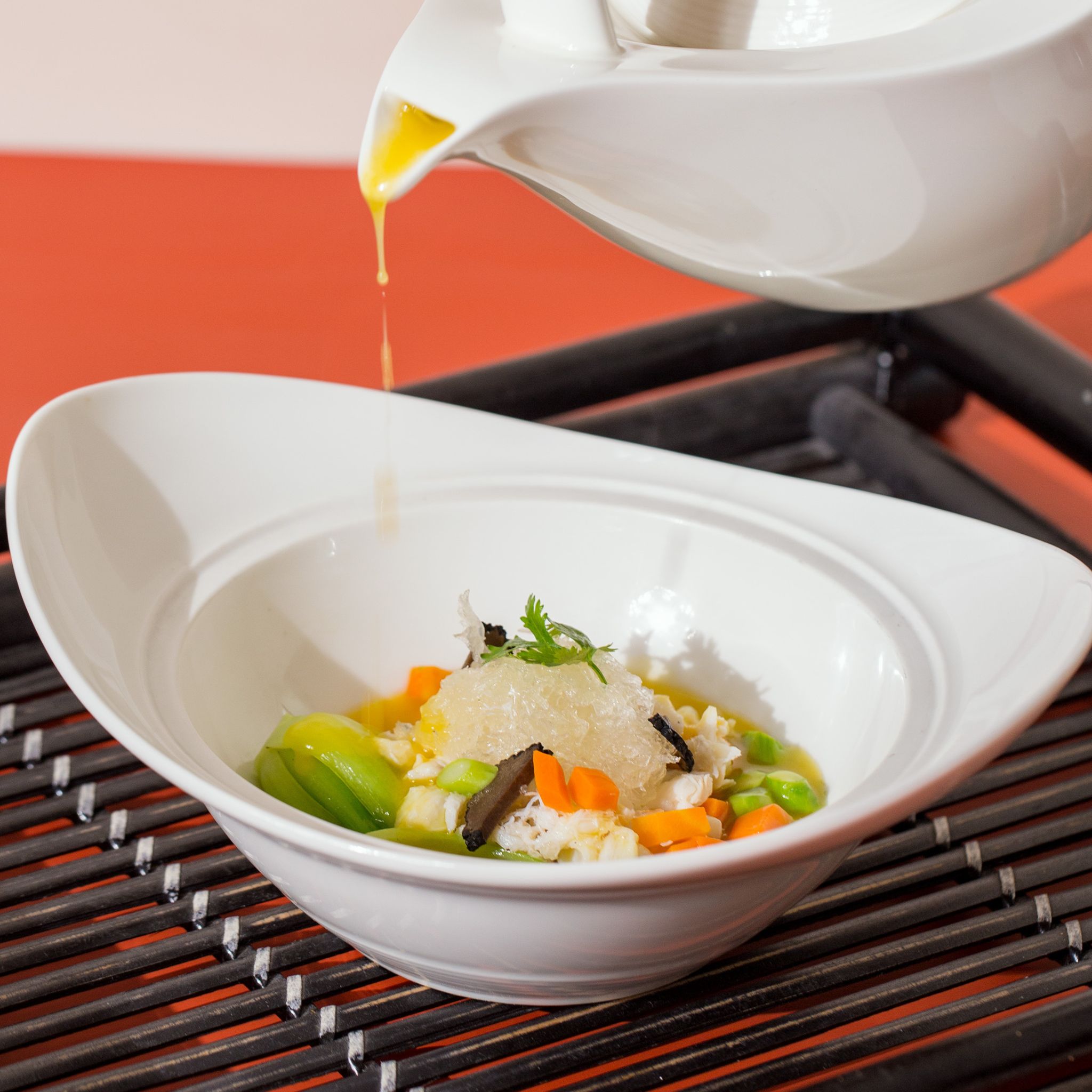 Nâng tầm trải nghiệm ẩm thực Á - Âu
