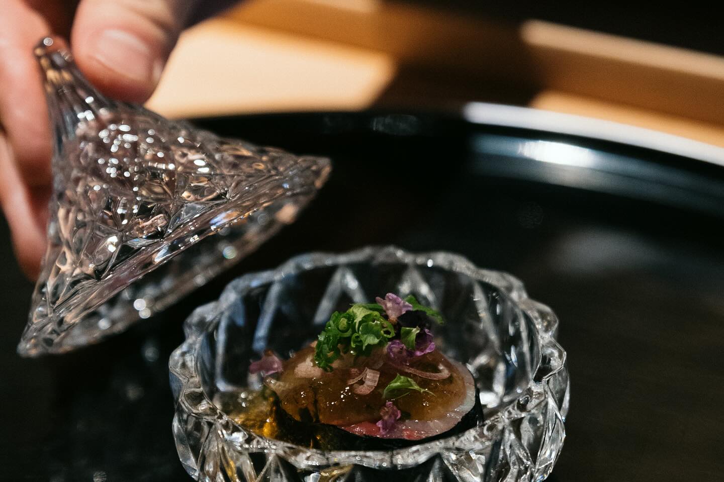 Trải nghiệm bữa ăn sang xịn và riêng tư tại 4 nhà hàng Omakase "đỉnh" nhất ở Sài Gòn