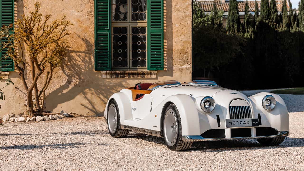 Morgan và Pininfarina hợp tác tạo nên Midsummer - Siêu phẩm với hơn 250 giờ chế tạo